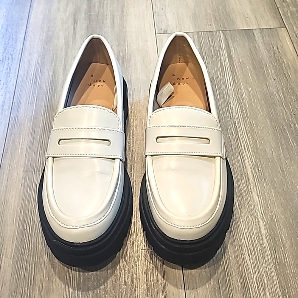 A New Day Chunky Platform Loafers NWT 6.5